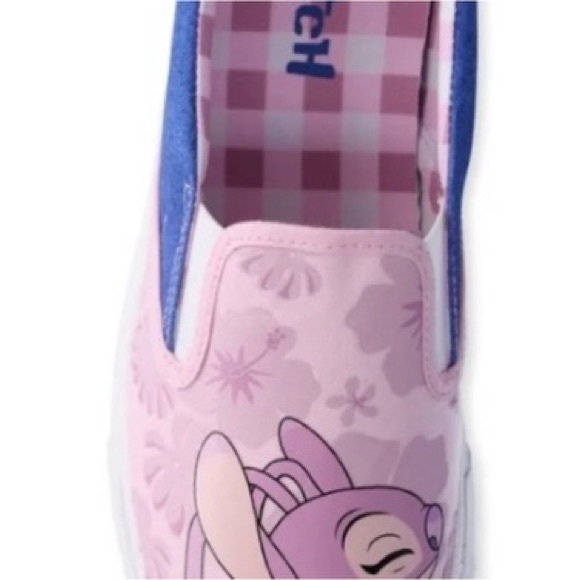 Women's Disney Stitch Low Top
NWT
Slip-on Sneaker, Size 8.5 NWT - Picture 3 of 7